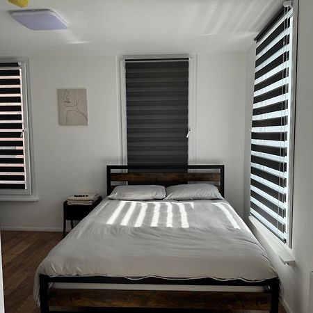 Studio In Bolton Town, Short Stay Studio 2 Εξωτερικό φωτογραφία